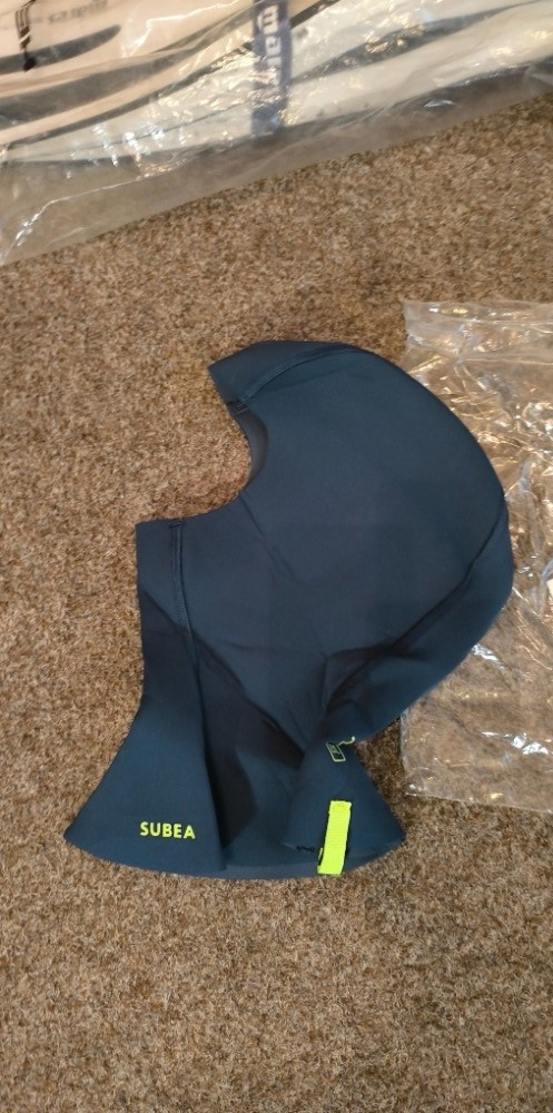 Potapěčské rukavice a kukly