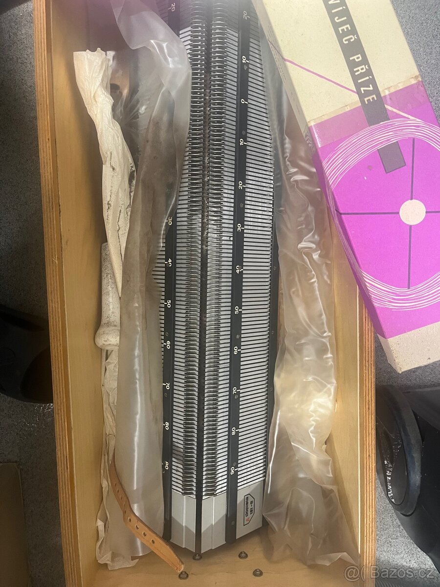 Pletací stroj Dopleta 382