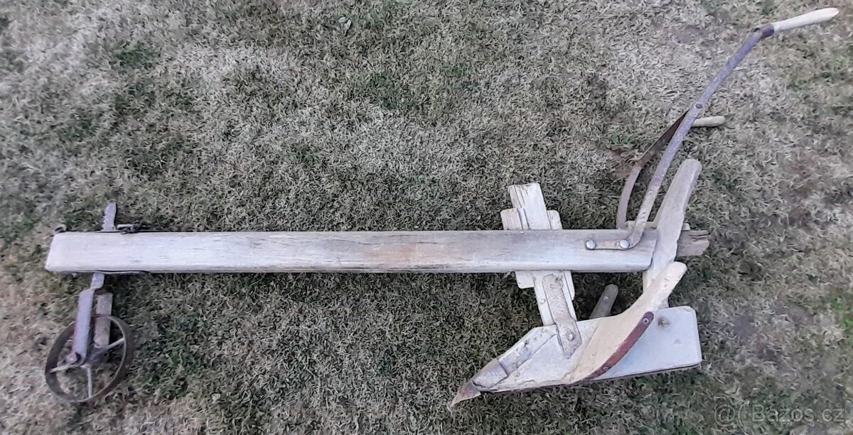 Prooravačka brambor, pluh ruchadlo