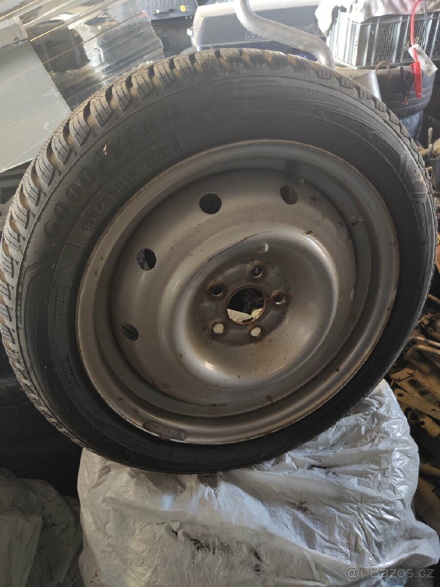 Zimní pneu a disky Subaru