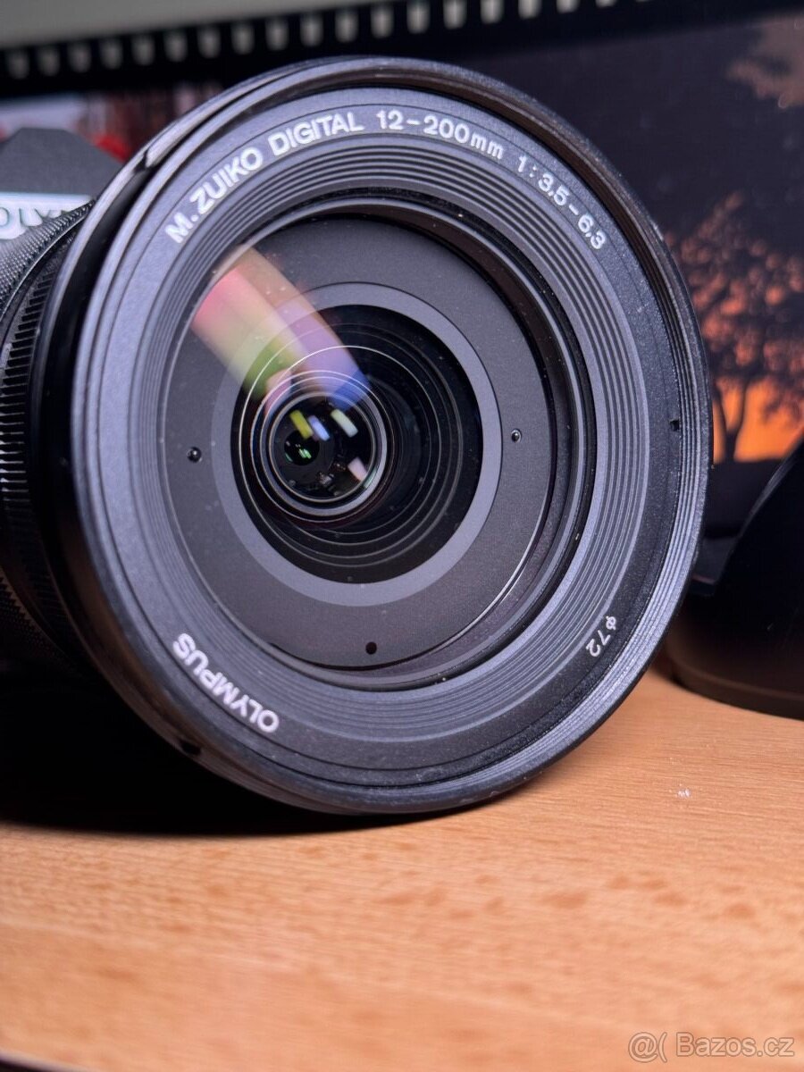 Olympus M.ZUIKO ED 12-200 mm f/3,5-6,3