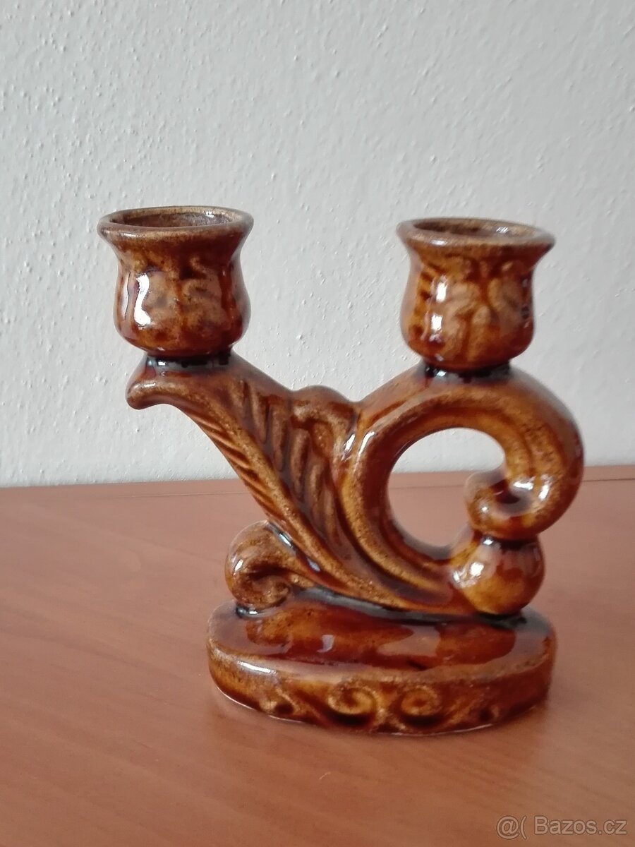 keramický svícen