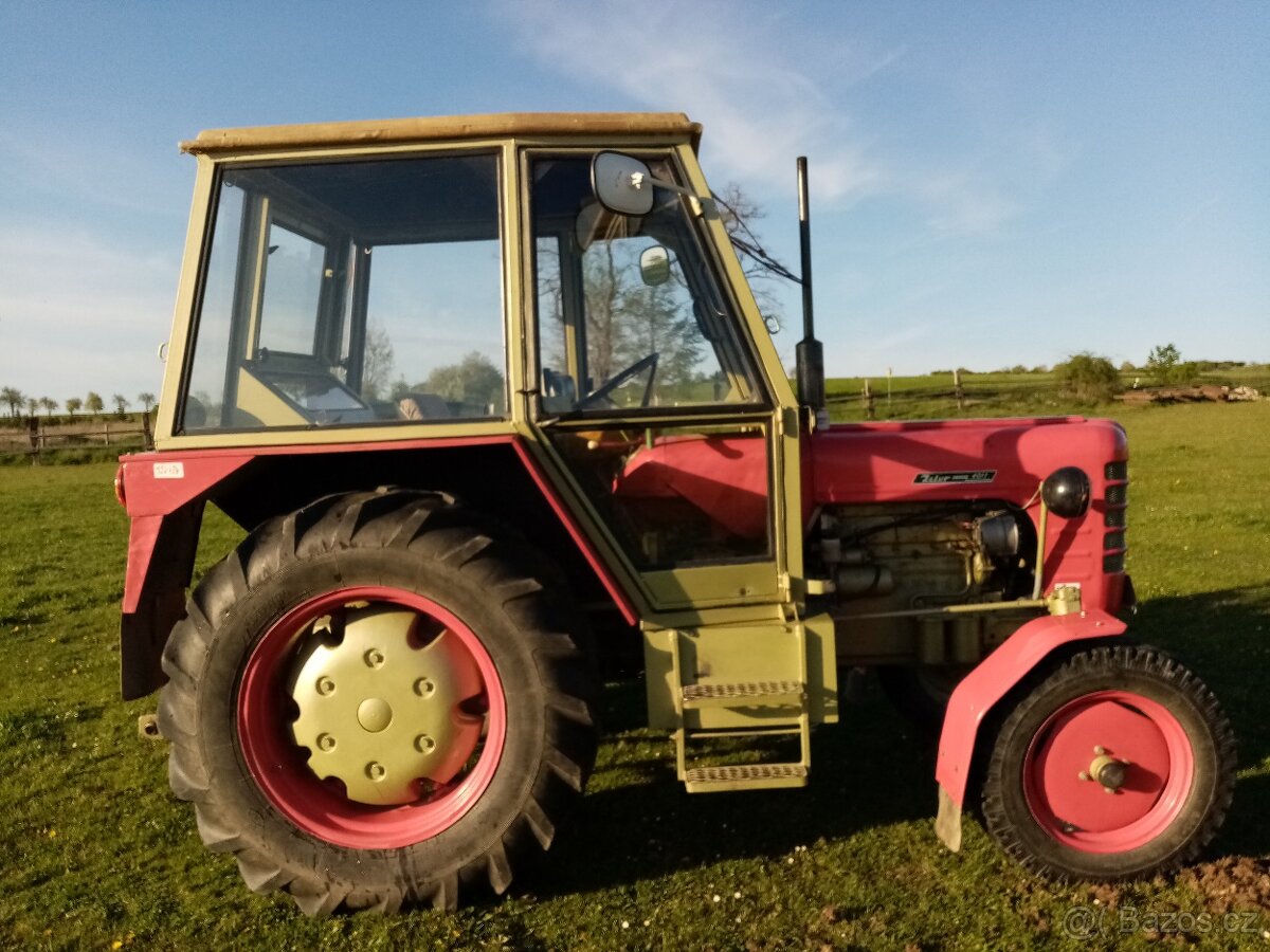 Prodám traktor Zetor 4011