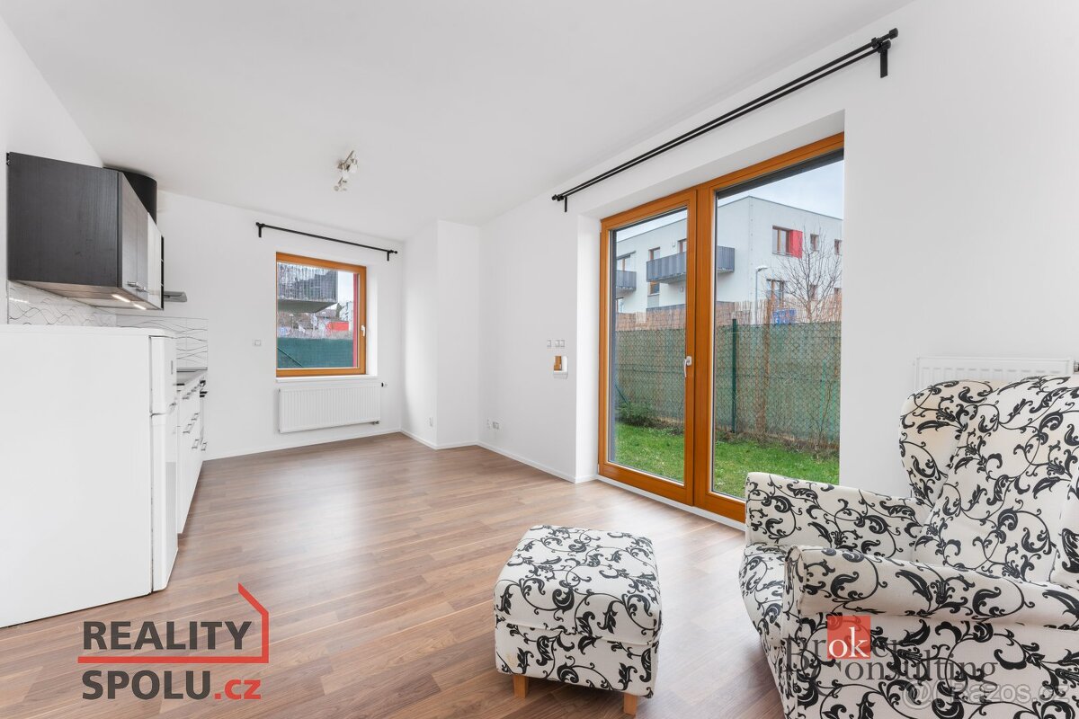 Pronájem, byty/1+kk, 30 m2, U svahu 1093/20, Slivenec, 15400