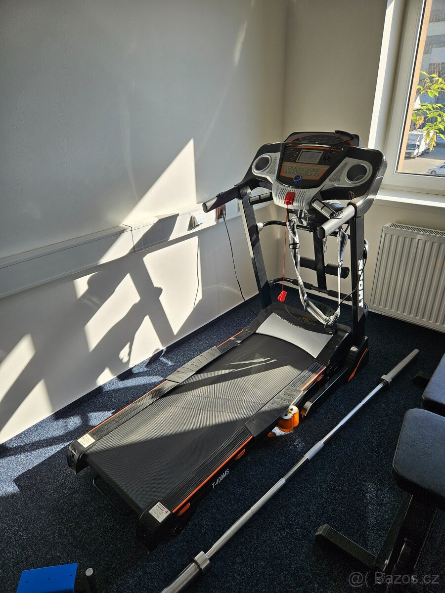 Běžecký pás HRS T-400S