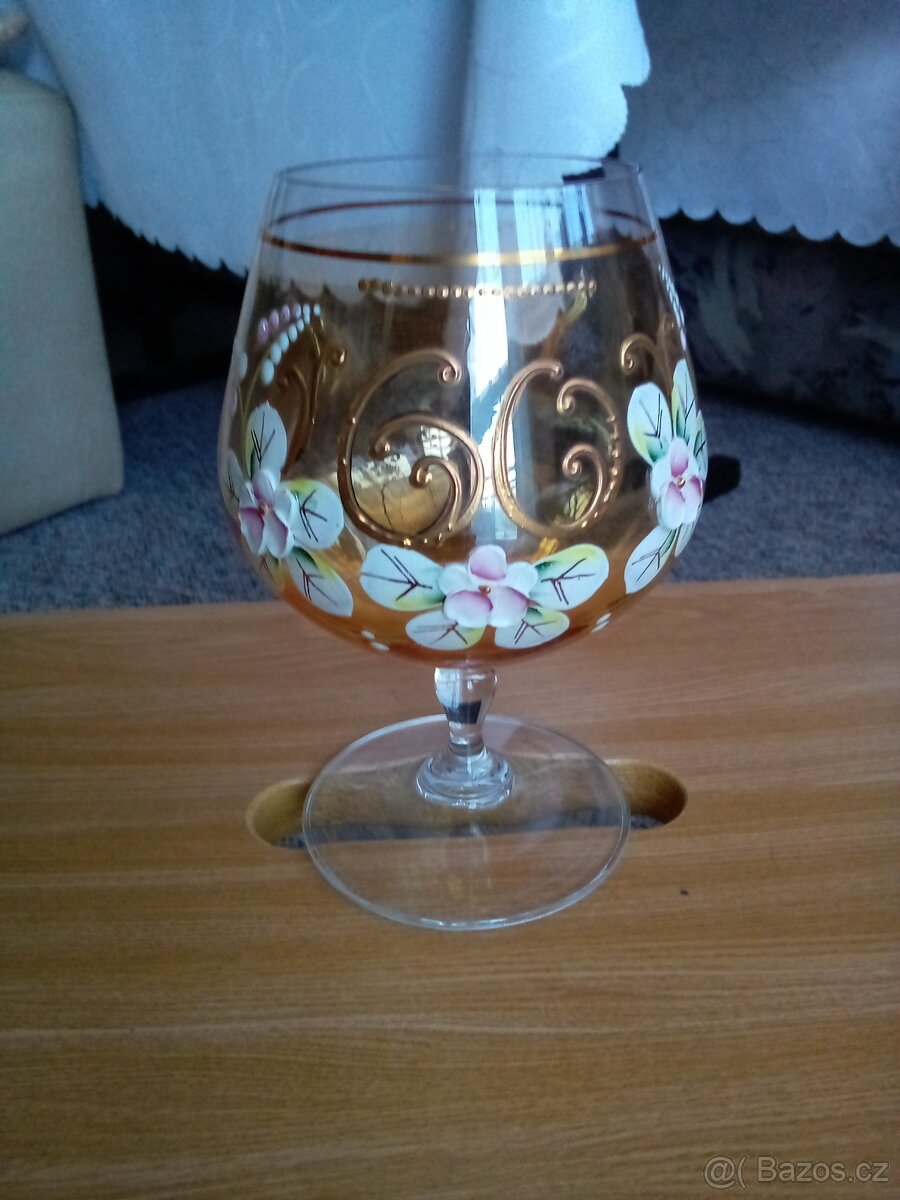 Sklenice k 60 tinám