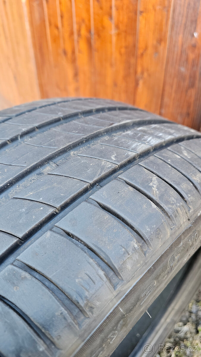Michelin 245/40 r19