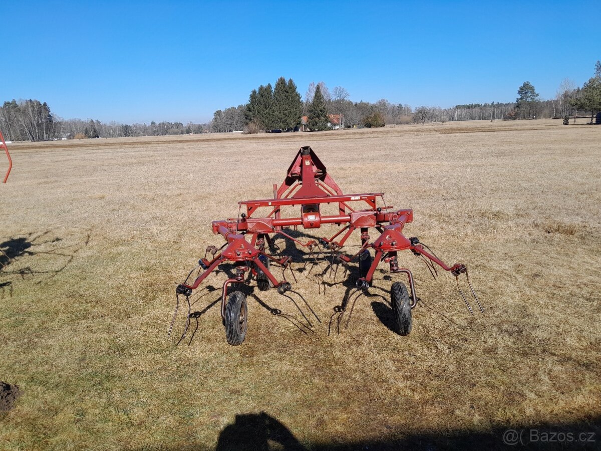 prodám nesený obraceč sena Potinger 440