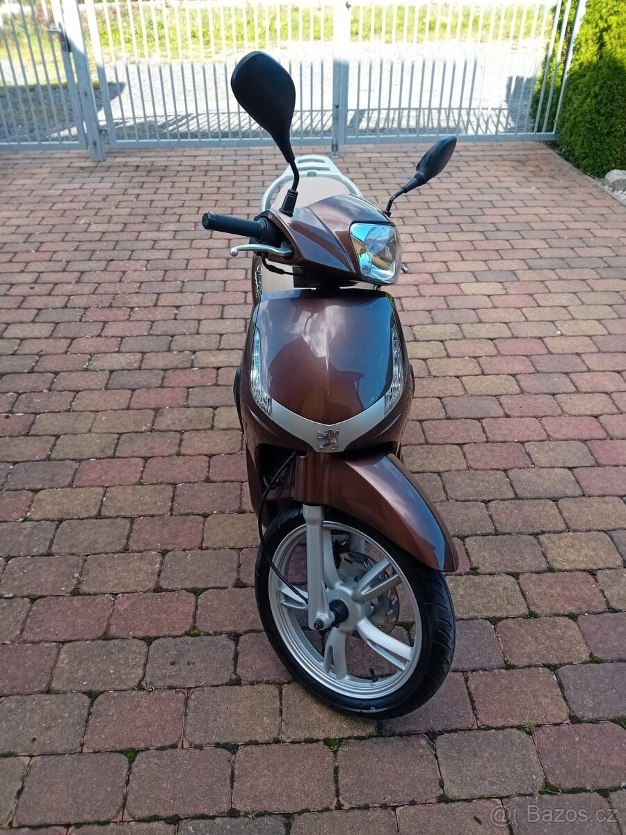 Peugeot Tweet