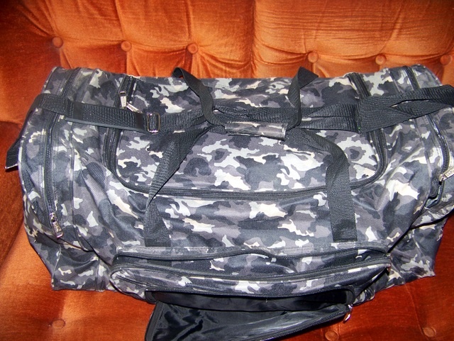 KHAKI TAŠKA VELKÁ. 75x35x30 cm.