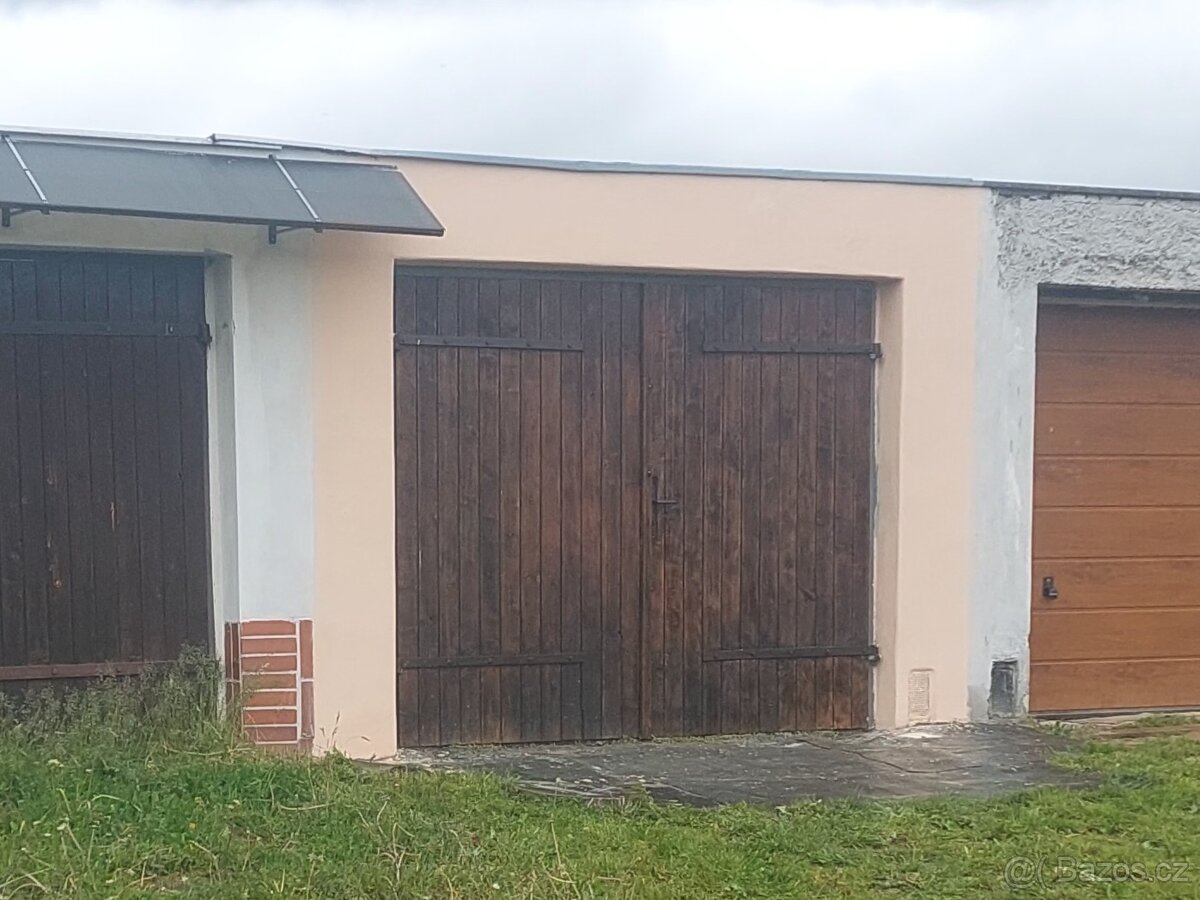Prodám  garáž  Rtyně  v Podkrkonoší, cena 430 tis Kč