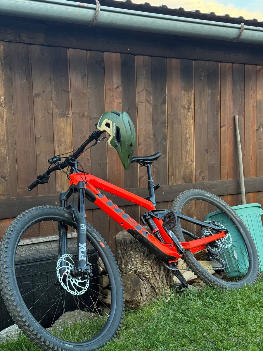 Trek clash 9.8 karbon