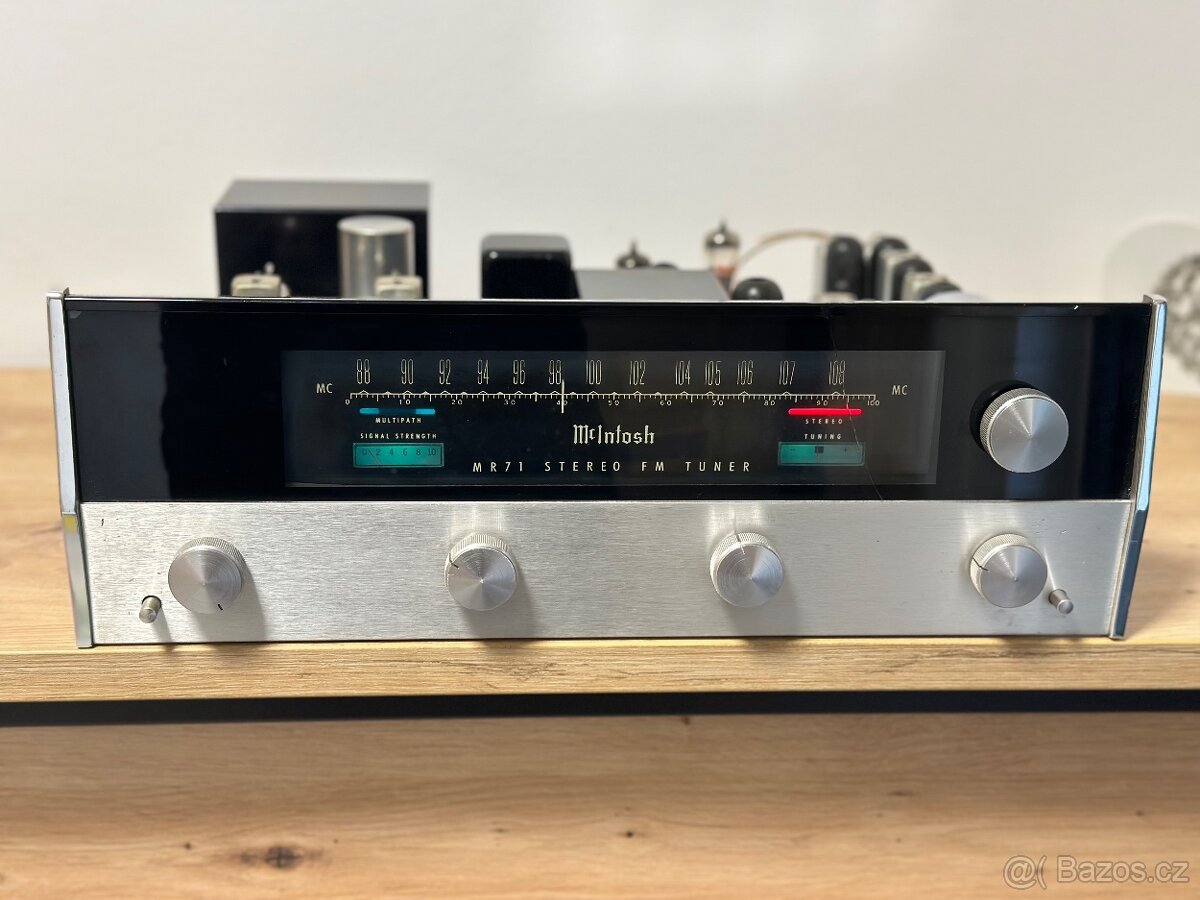 MCINTOSH MR-71 LAMPOVÝ VINTAGE STEREO TUNER