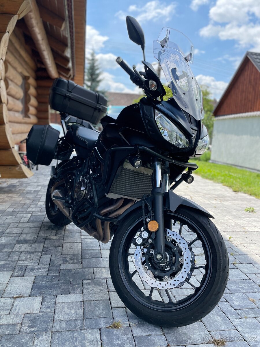 Yamaha Tracer MT-07 pronájem motocyklu