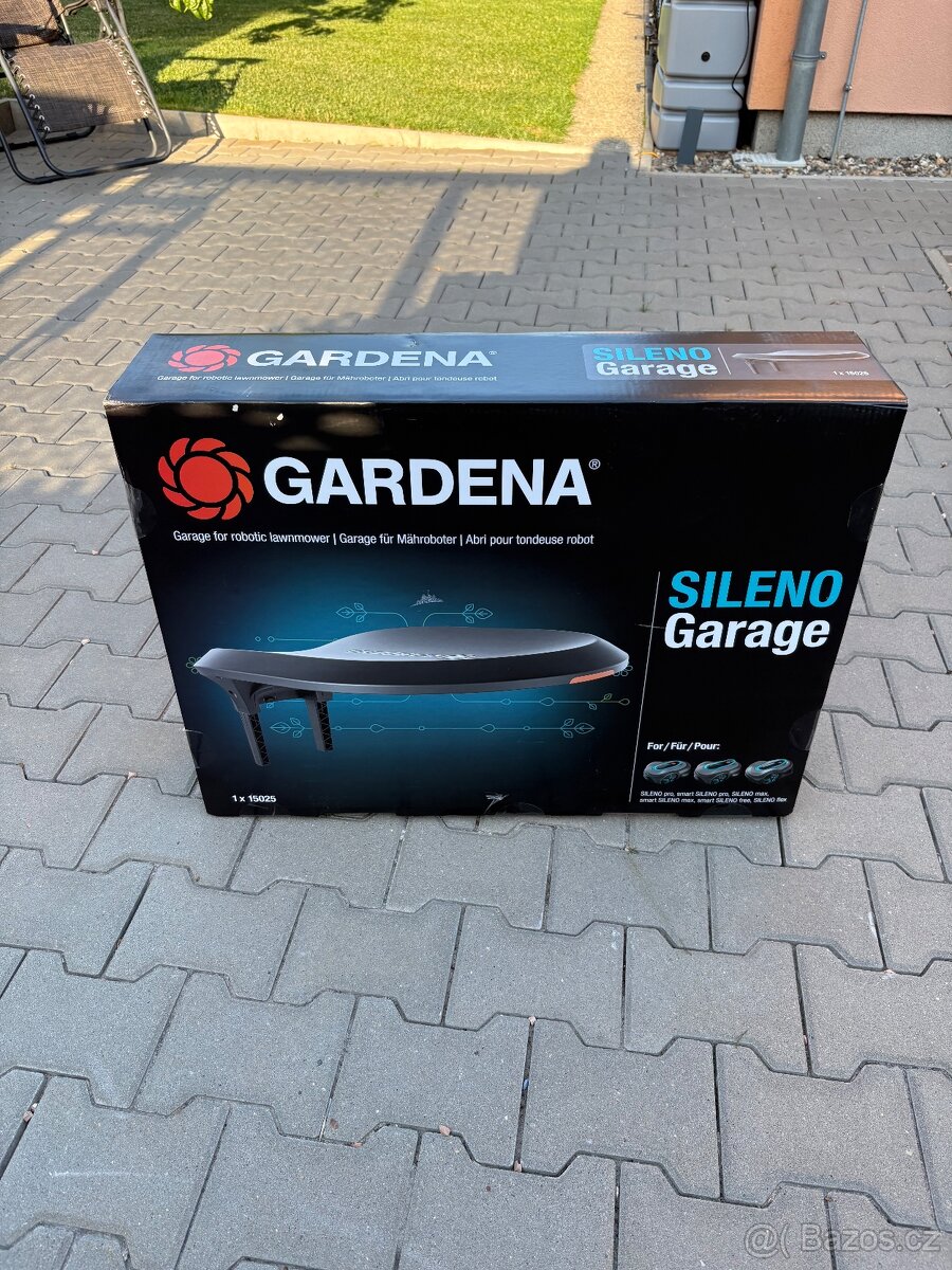 Originální stříška na robotickou sekačku Gardena