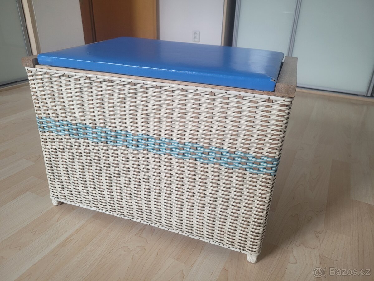 Úložný retro box