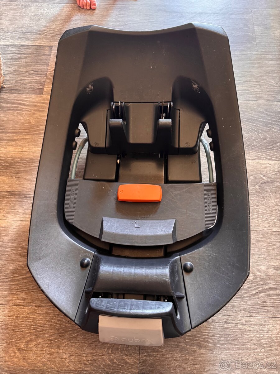 Základna na cybex anton