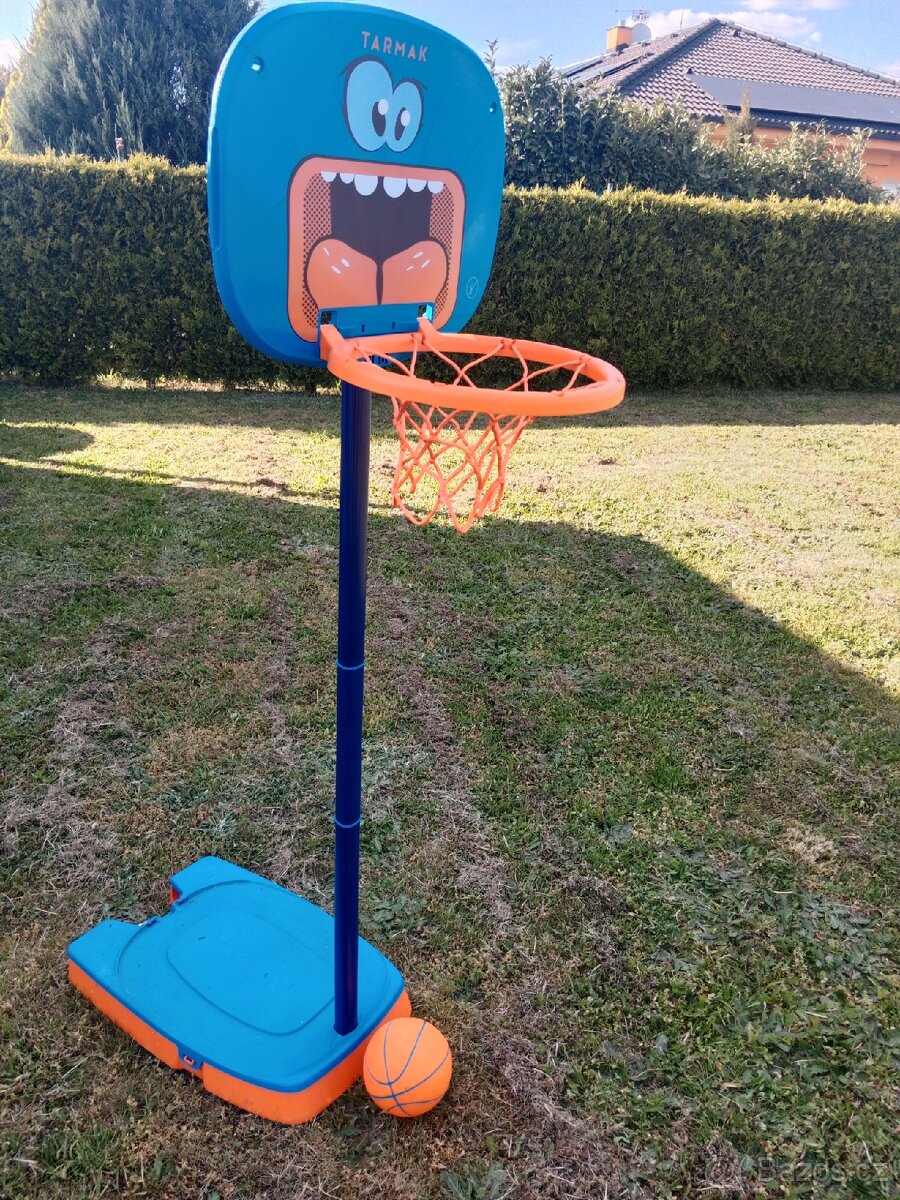 Dětský basketbalový koš decatlon