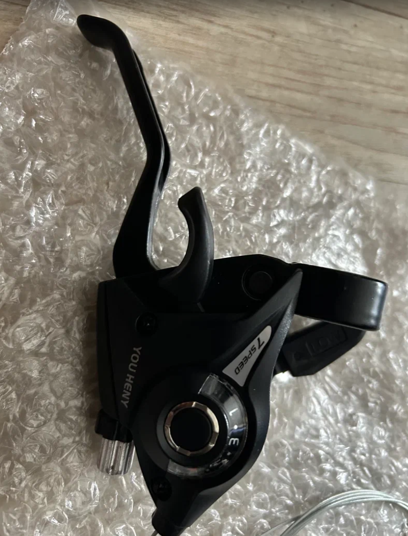 Řazení na kolo pravé a levé, 3/7 rychlosti, s brzdovou pák