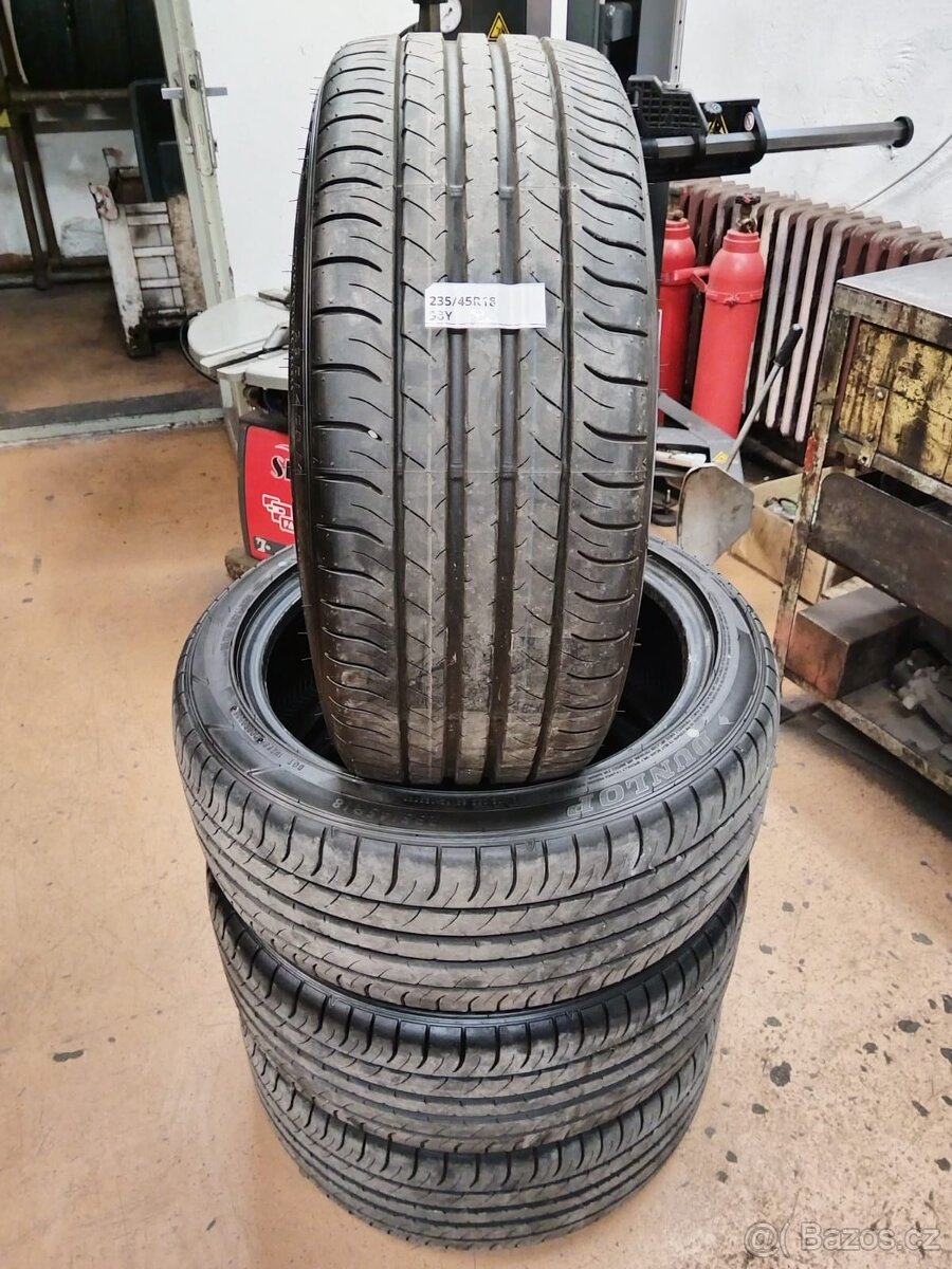 4x letní pneu Dunlop Sport Maxx 050 235/45/R18