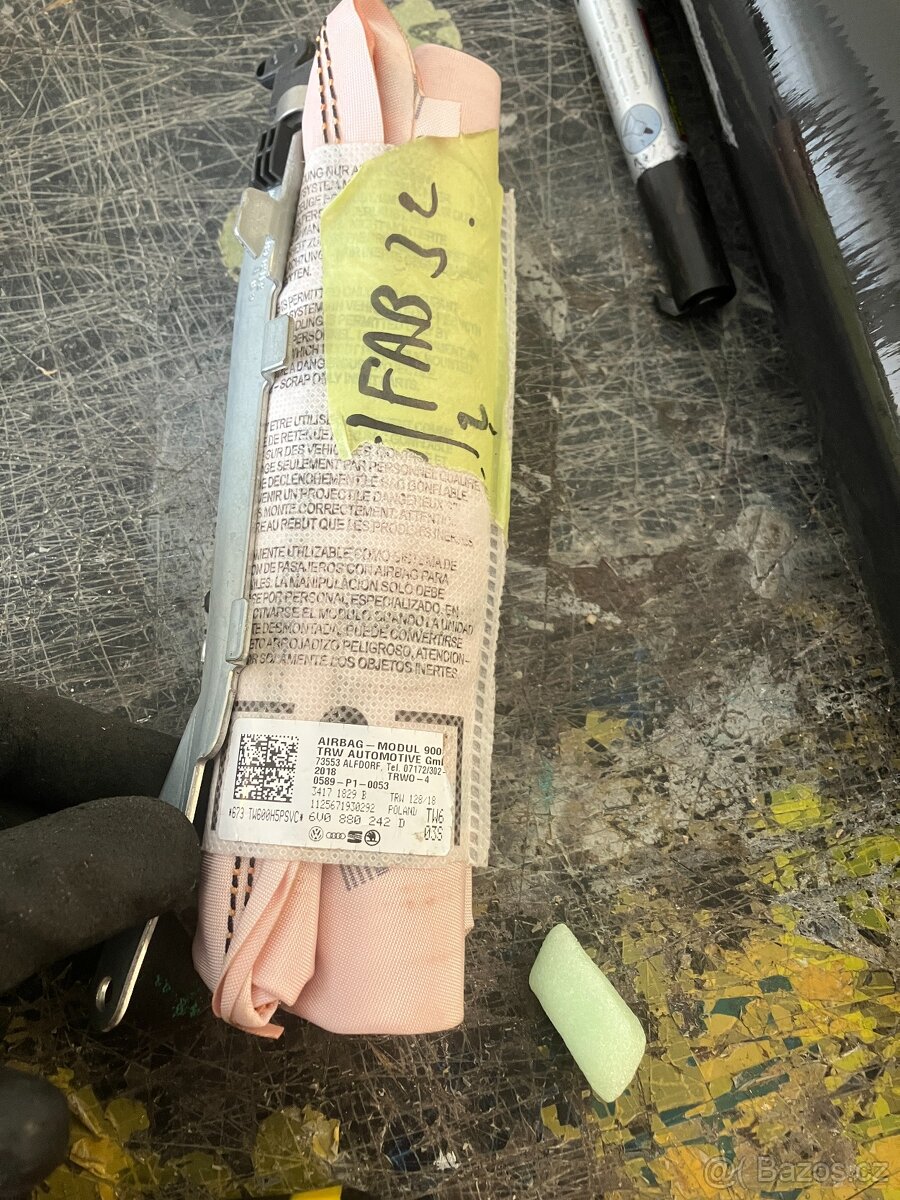 6v0880242d pravy sedackovy airbag skoda fabia iii