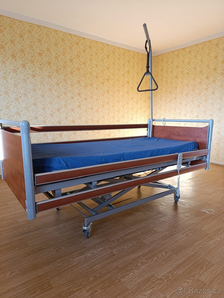 Elektrická polohovací postel