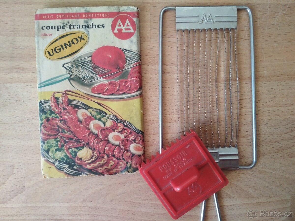 Kráječ na rajčata