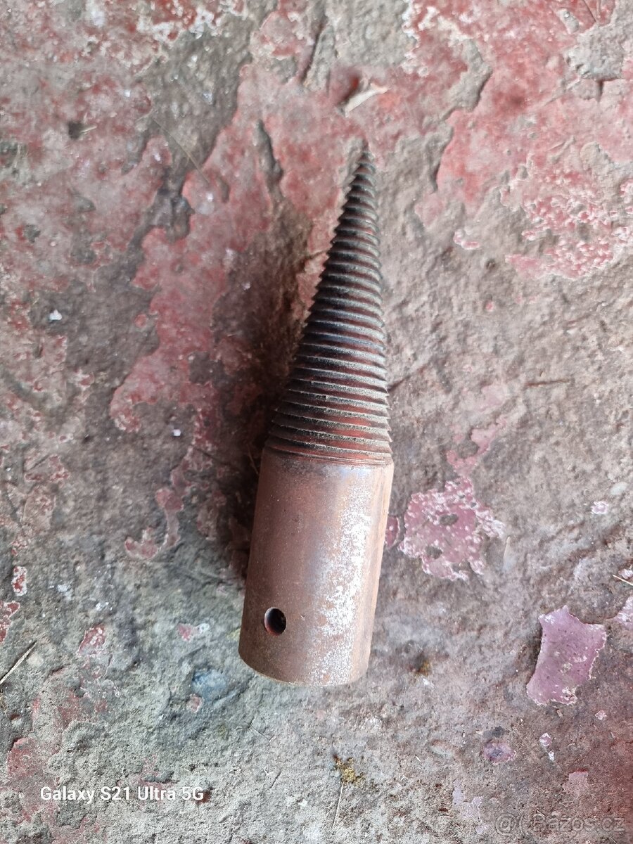 Kužel na štípačku