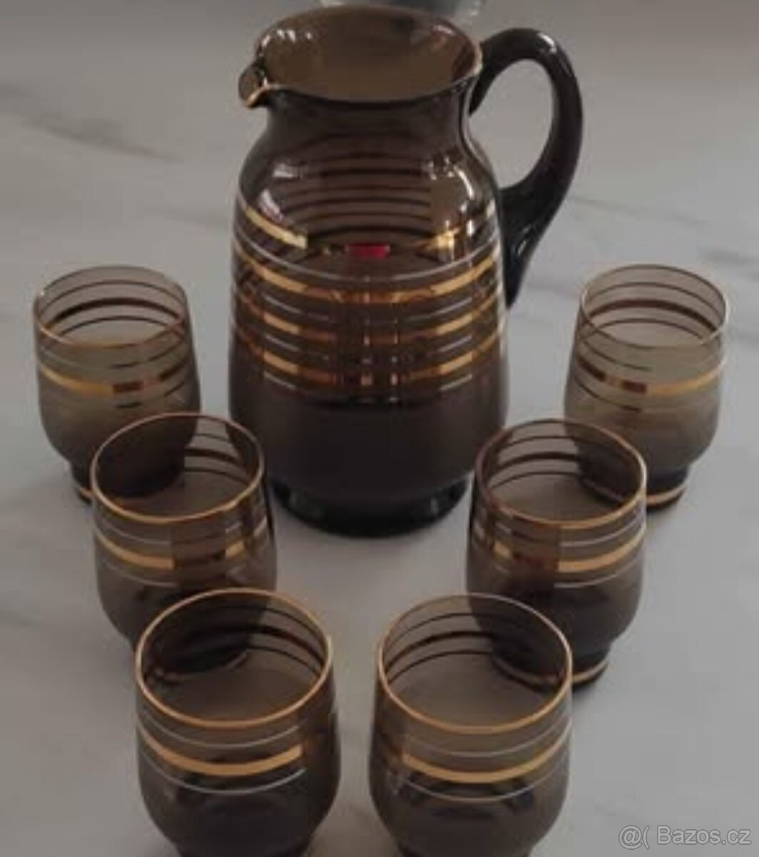 Skleněný džbánek 1,5L a 6 skleniček,