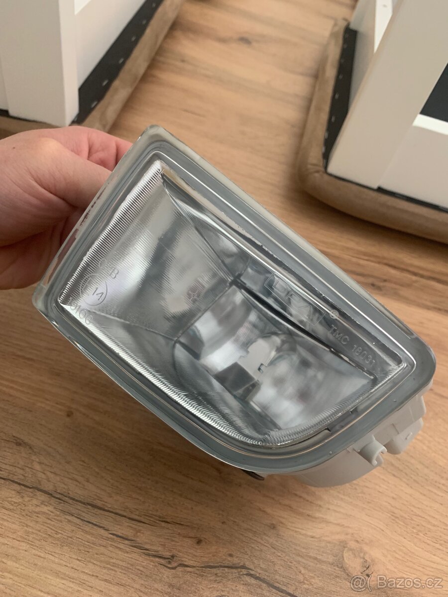 Skoda fabia 1 - leve mlhove svetlo