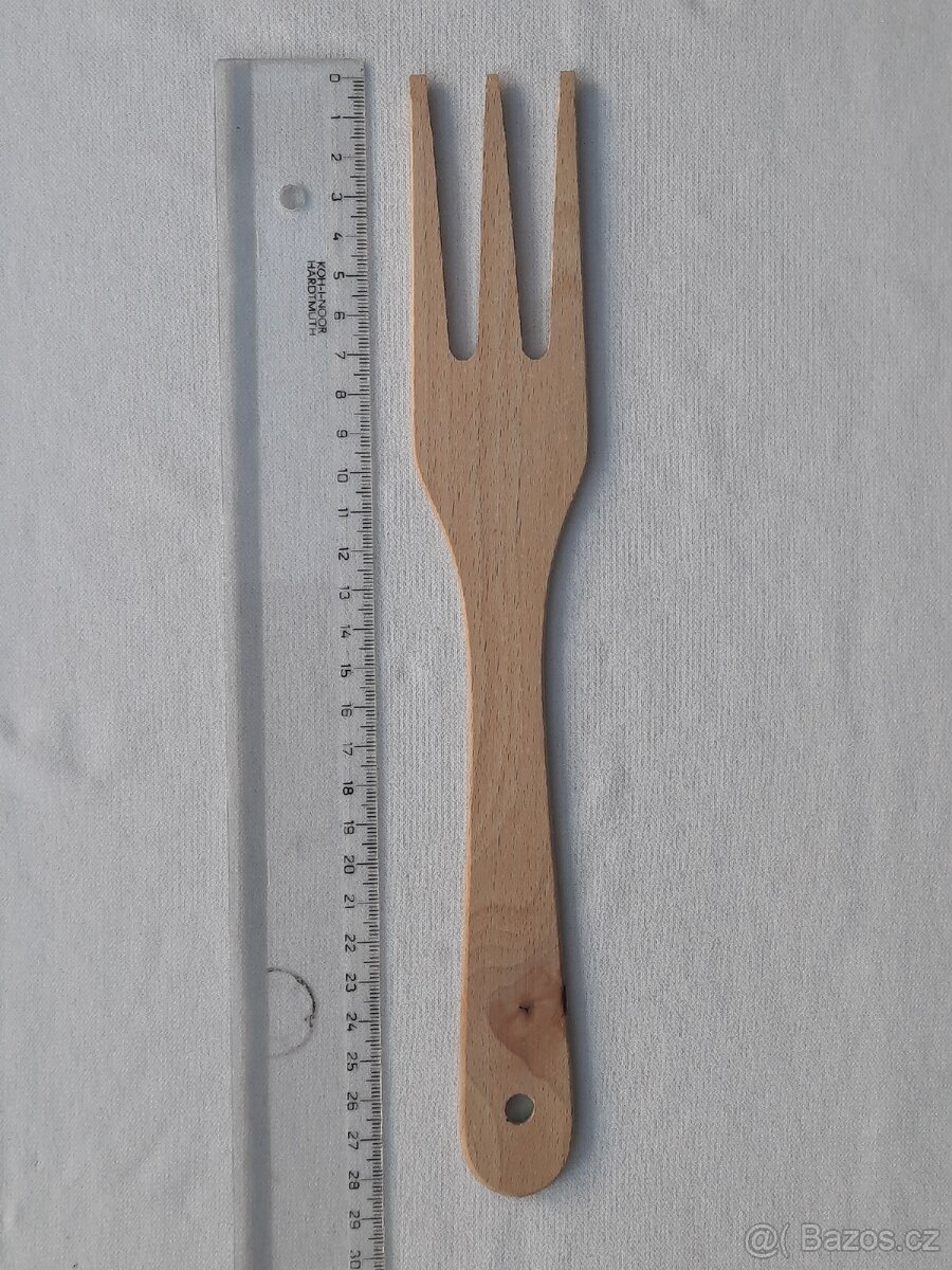 Různé kuchyňské náčiní