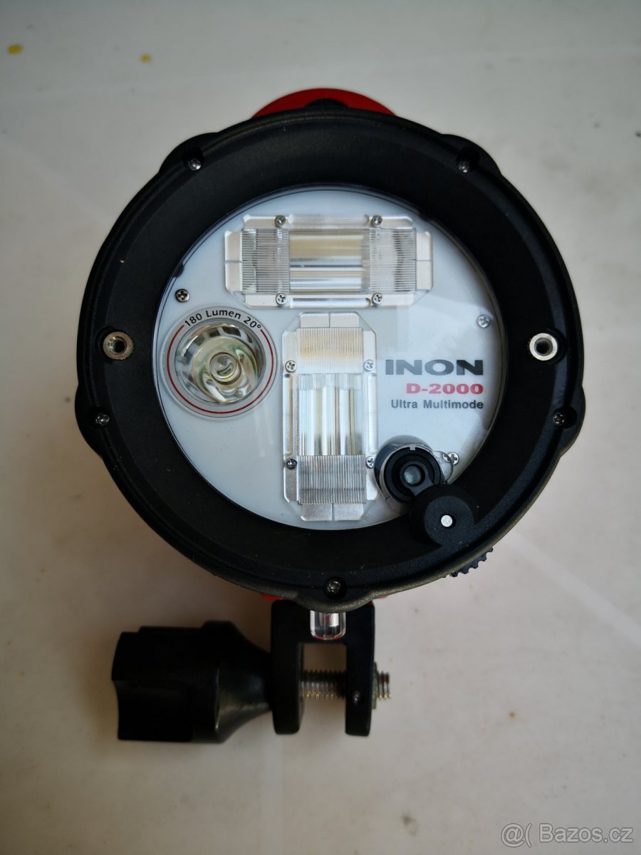 Podvodni blesk a kufr