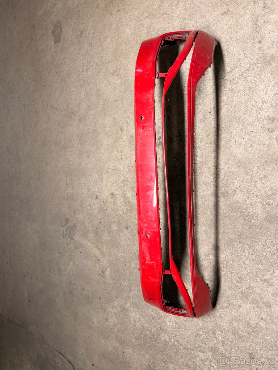 Volkswagen PASSAT B8 (přední nárazník)