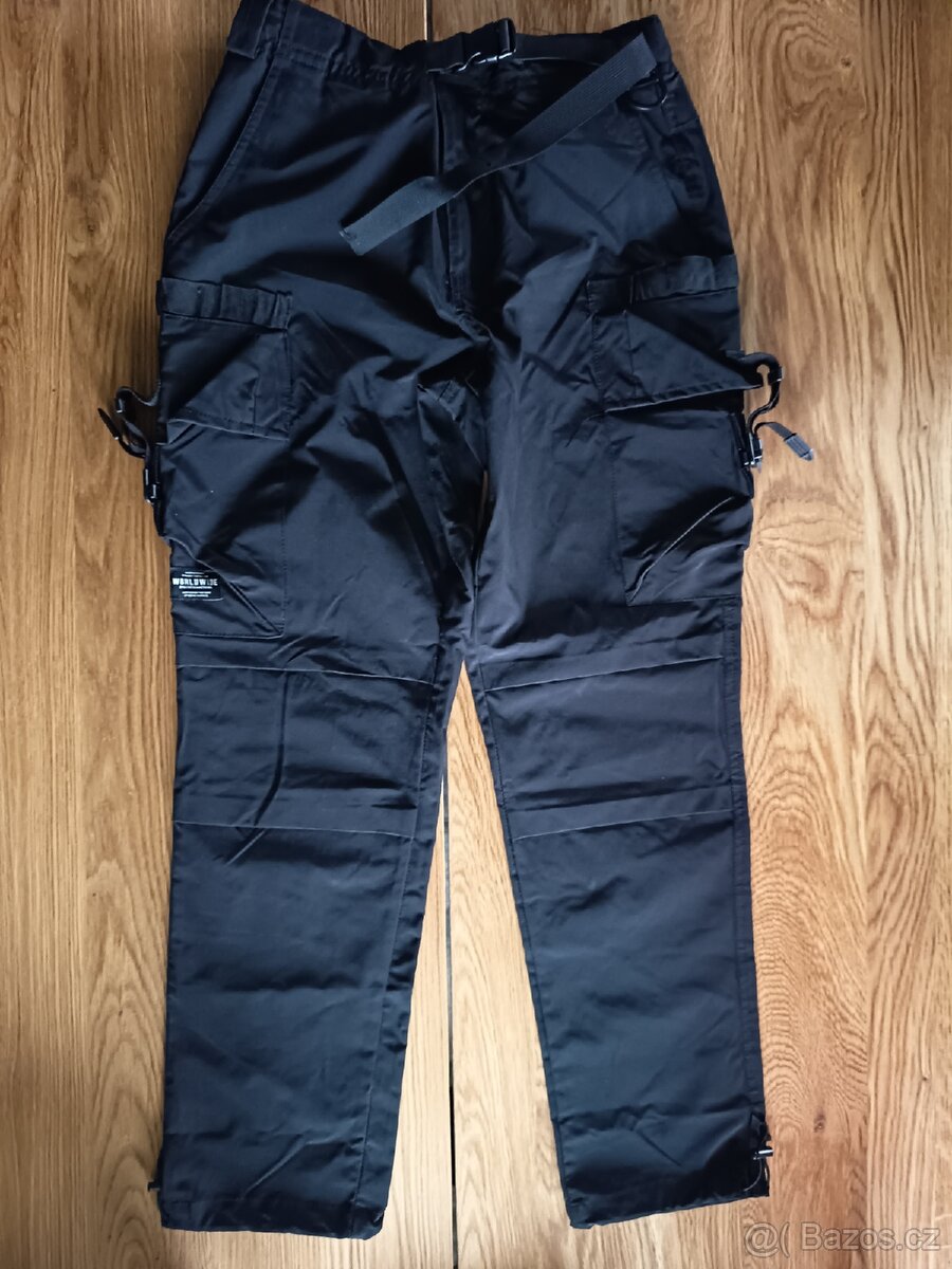 Kalhoty/kapsáče Jogger - Cropp vel. XS, 28