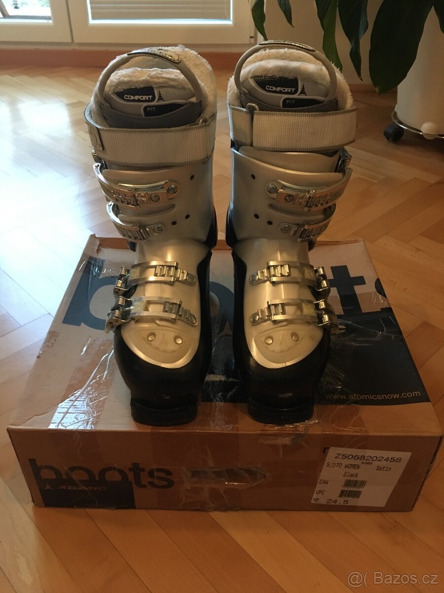 lyžařské boty Atomic 245 mm