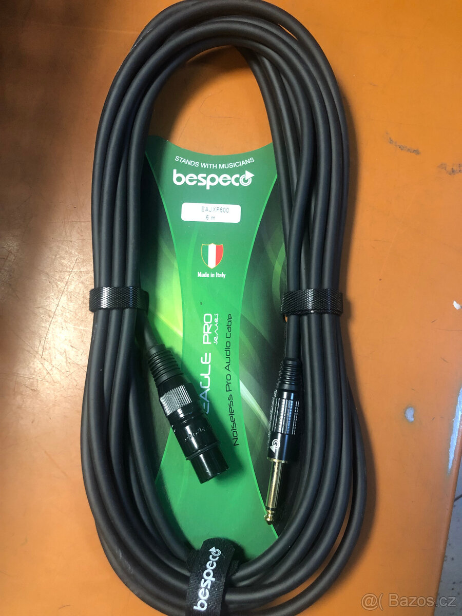 Mikrofonní kabel
