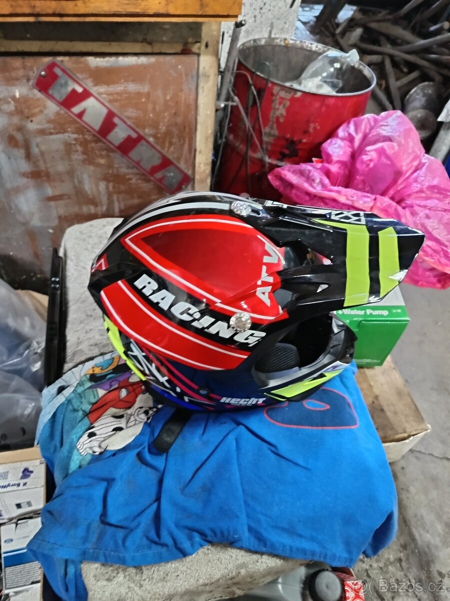 Dětská helma kros.
