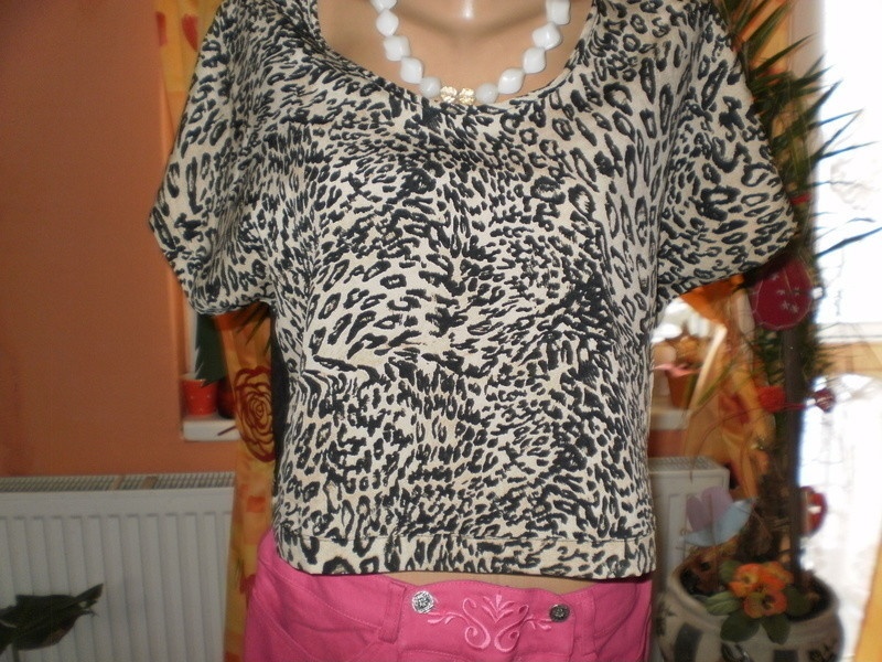 croptop #halenka# holazadai# levhartipotisk# sexyprustrih# s