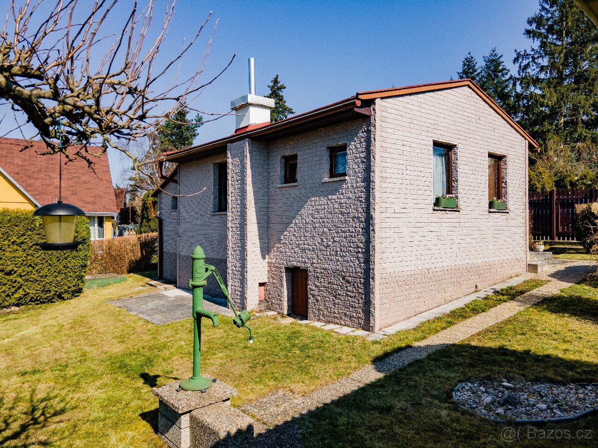 Chata Hradištko 2+kk, 39 m2, zahrada, pozemek 400 m2, Slunná