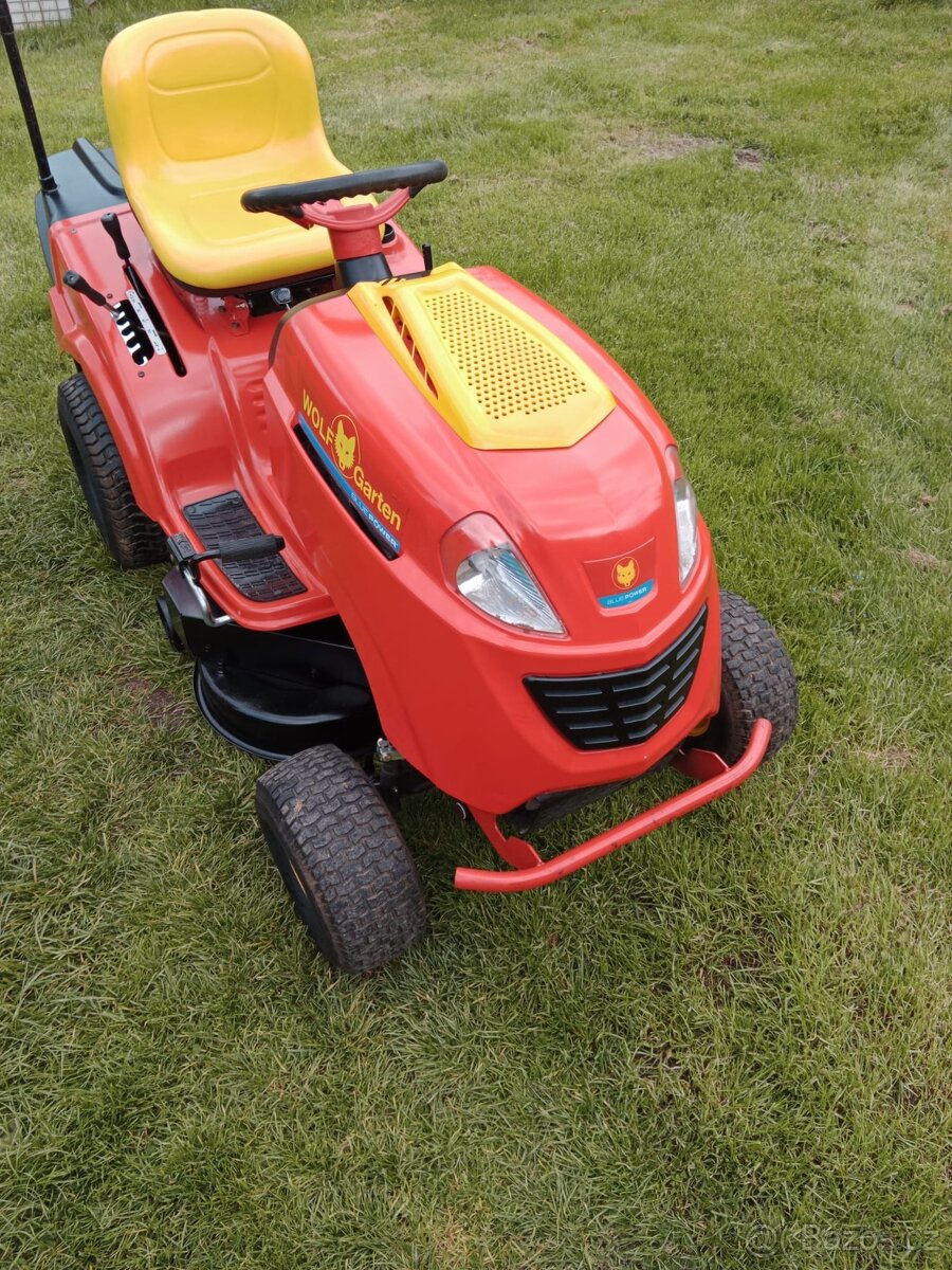 Zahradní traktor WOLF Garten