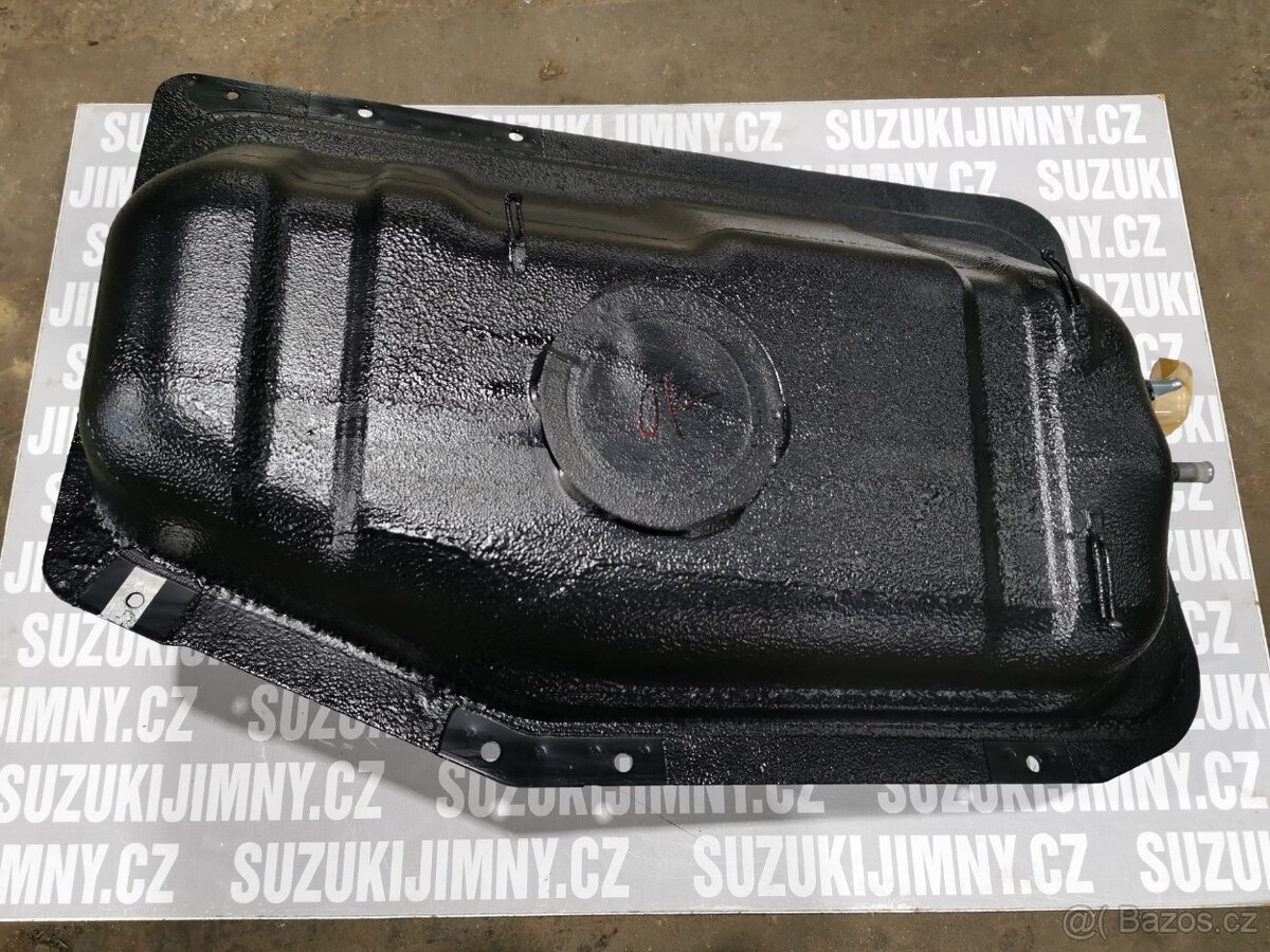 Suzuki Jimny - nádrž, nová i použitá