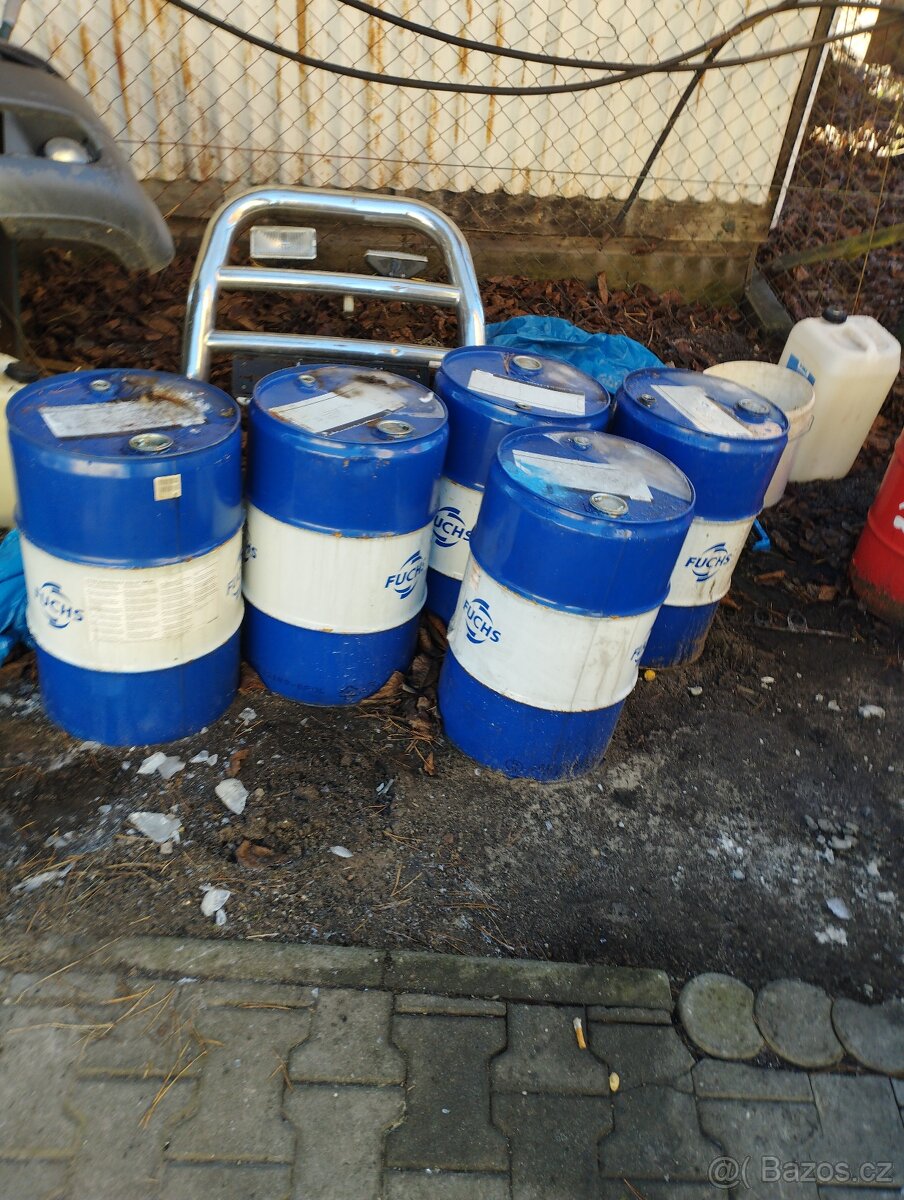 Plechové sudy