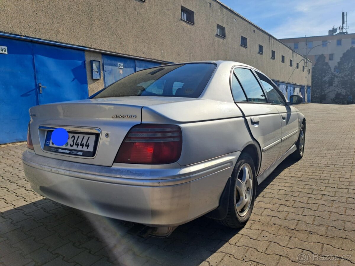 Honda Accord 6g