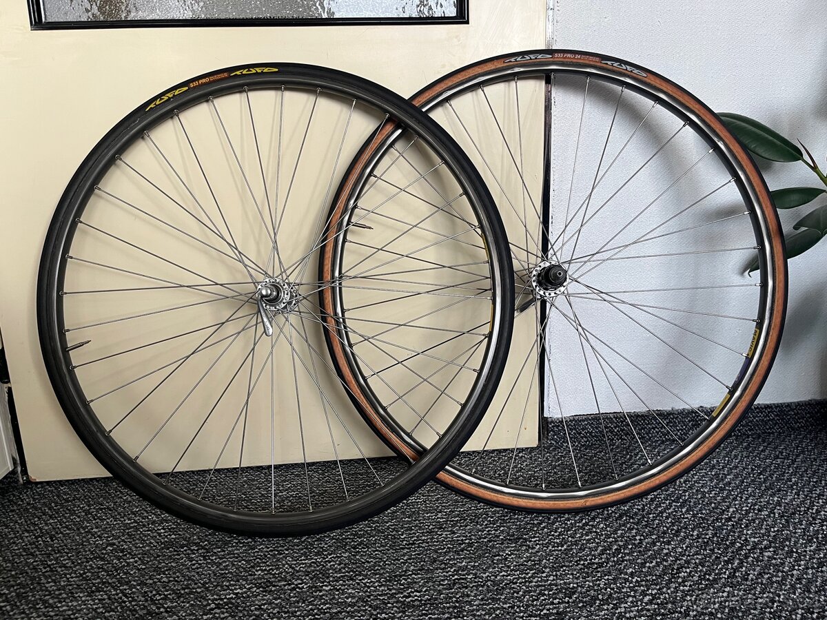 Silniční kola (Shimano 600 tricolor + Mavic GP4)