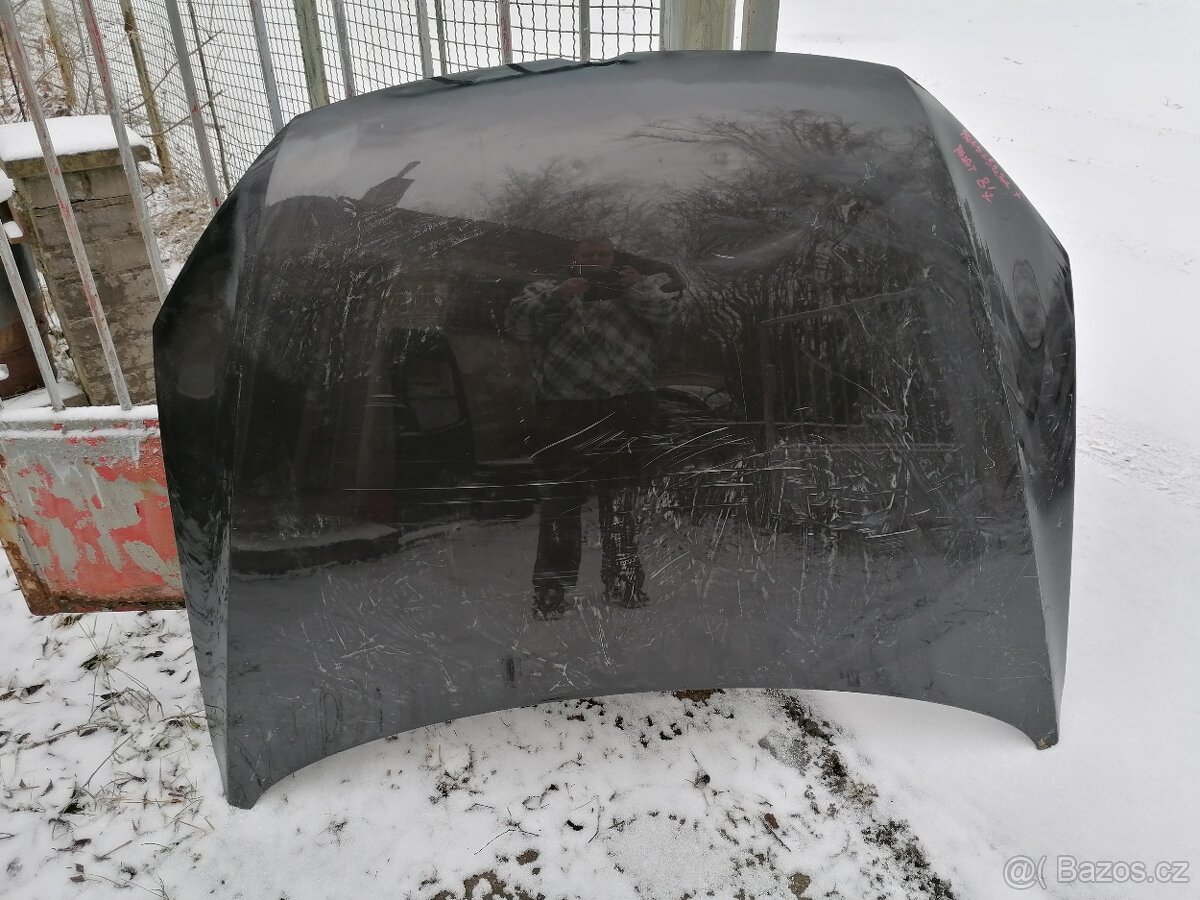 VW Passat B7 combi, variant - páté dveře, víko kufru, kapota