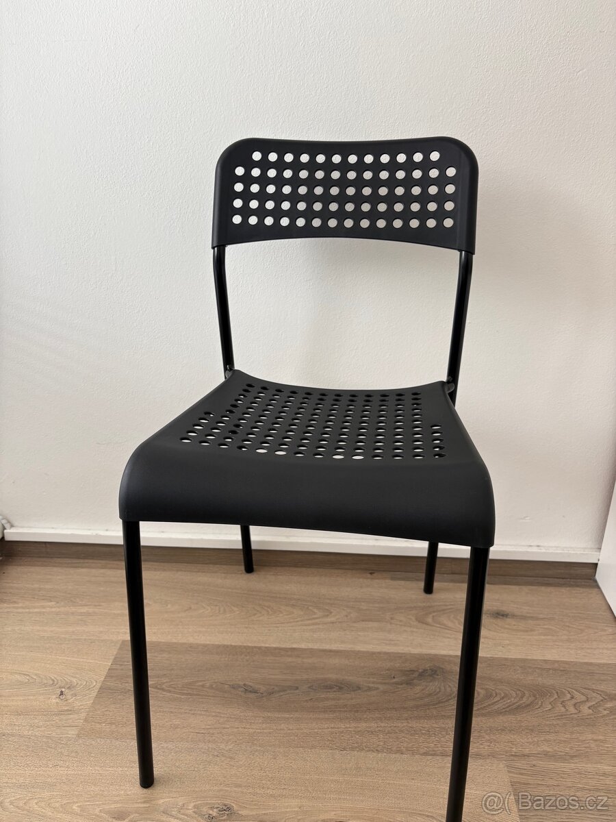 2ks černé IKEA židle