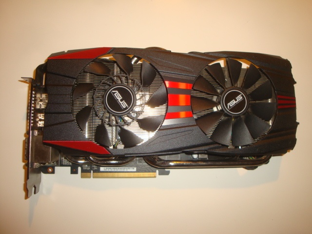 ASUS Radeon R9 280X DirectCU II