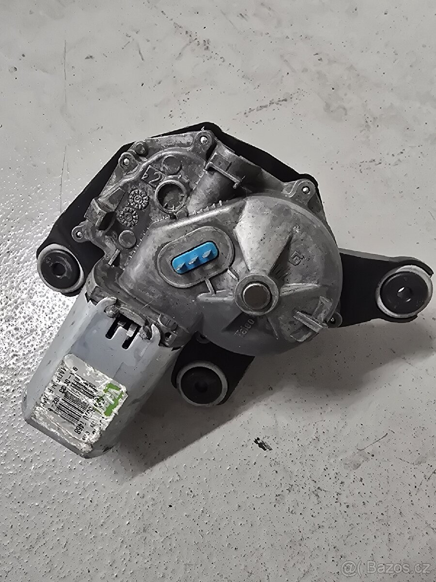 Zadni Motorek stěračů Grande punto