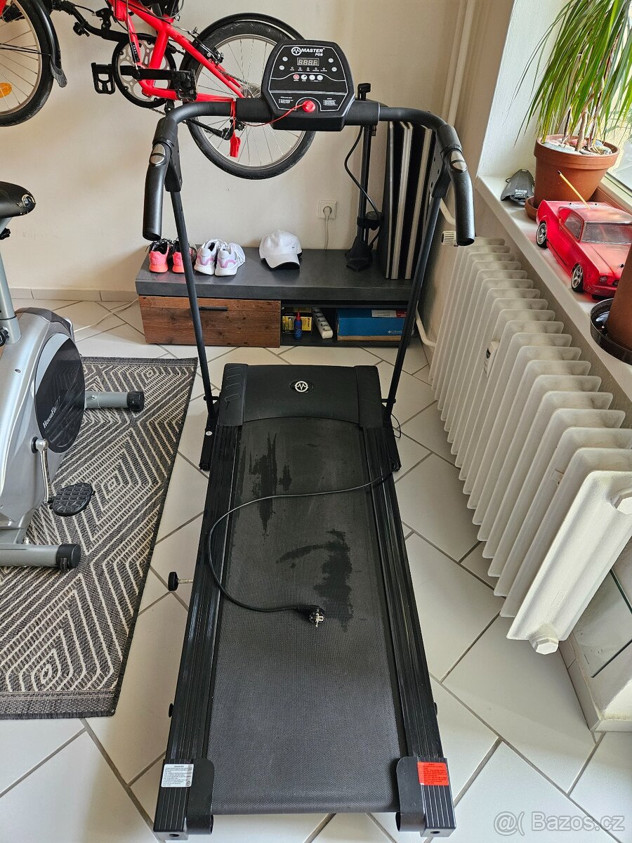 Běžecký pás Master F-08