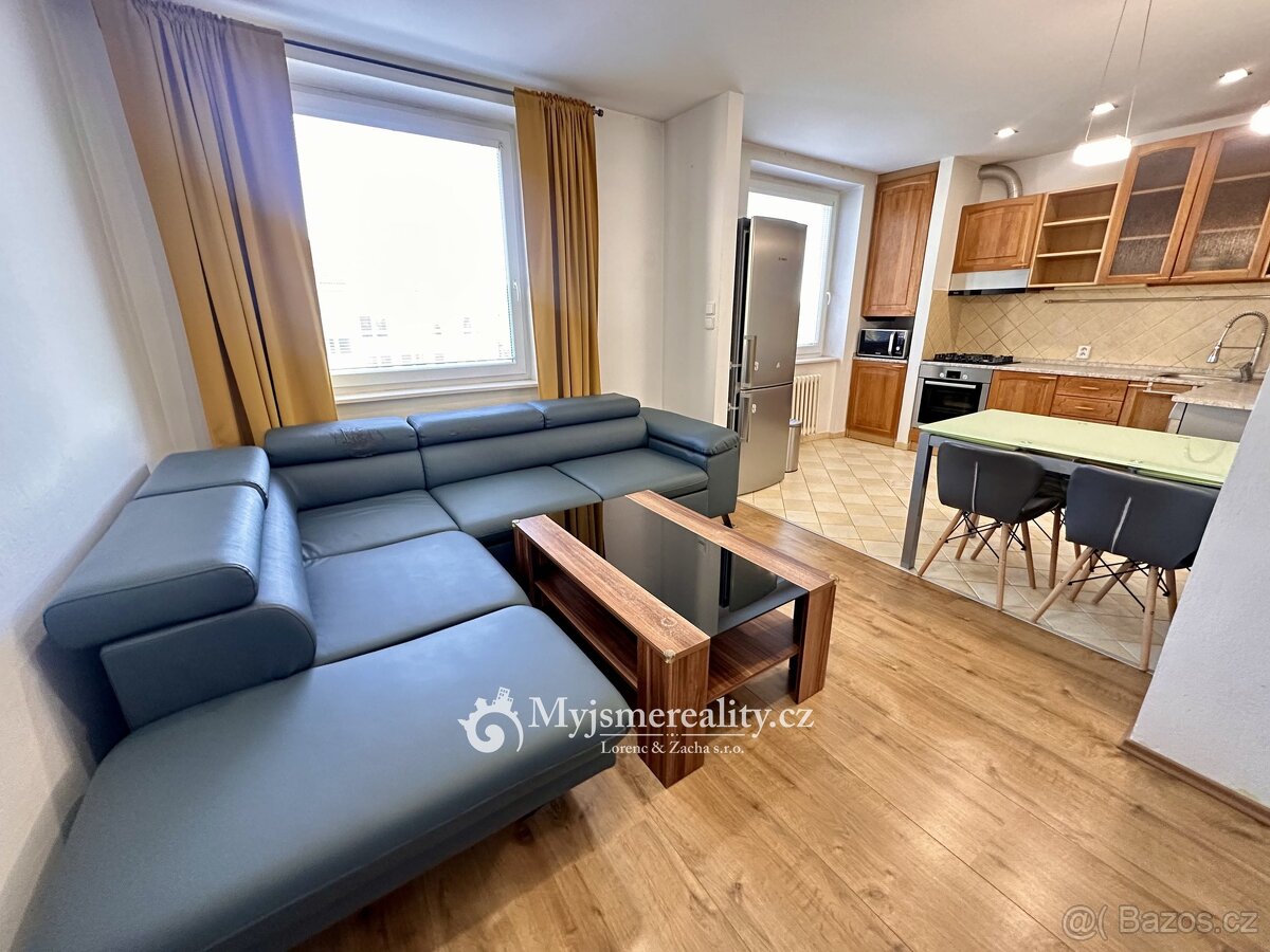 Pronájem bytu 3+1 67 m², Dobšice u Znojma, ev.č. AK041025